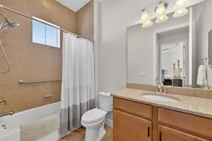 230 Sapphire Lake Dr, Bradenton, FL 34209 - Photo 32