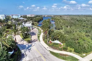 230 Sapphire Lake Dr, Bradenton, FL 34209 - Photo 84