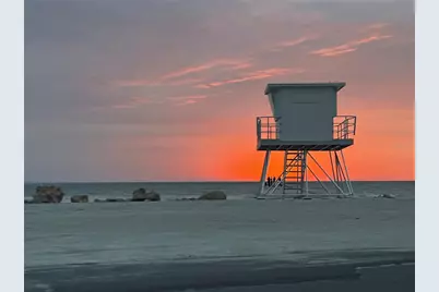 2908 Avenue B, Holmes Beach, FL 34217 - Photo 12