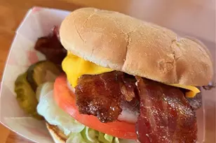 2908 Avenue B, Holmes Beach, FL 34217 - Photo 8