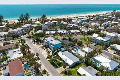 204 75th Street, Holmes Beach, FL 34217 - Photo 76