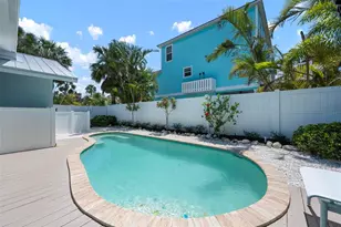 204 75th St, Holmes Beach, FL 34217 - Photo 54