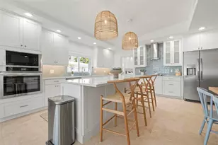 204 75th St, Holmes Beach, FL 34217 - Photo 22