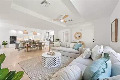 204 75th Street, Holmes Beach, FL 34217 - Photo 8