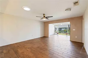 4202 Center Pointe Ln, Sarasota, FL 34233 - Photo 18