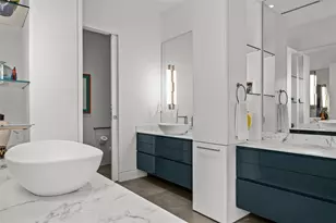 1365 Harbor Dr, Sarasota, FL 34239 - Photo 32