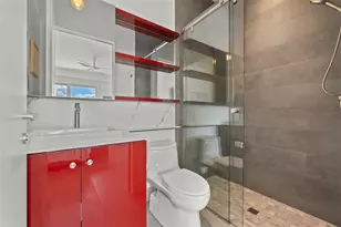 1365 Harbor Dr, Sarasota, FL 34239 - Photo 46