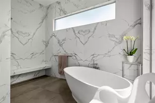 1365 Harbor Dr, Sarasota, FL 34239 - Photo 30