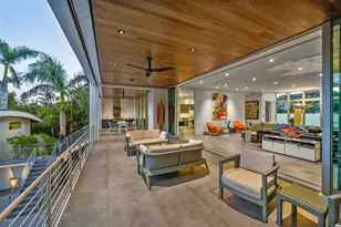 1365 Harbor Dr, Sarasota, FL 34239 - Photo 12