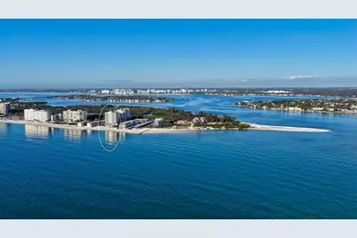 2052 Benjamin Franklin Drive #D702, Sarasota, FL 34236 - Photo 2