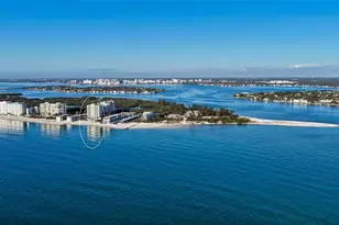 2052 Benjamin Franklin Dr, Sarasota, FL 34236 - Photo 2