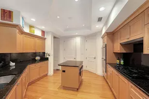 2052 Benjamin Franklin Dr, Sarasota, FL 34236 - Photo 16