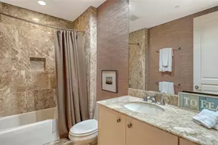 2052 Benjamin Franklin Dr, Sarasota, FL 34236 - Photo 22