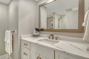 2105 Gulf of Mexico Dr, Longboat Key, FL 34228 - Photo 32