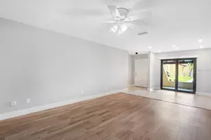 1421 57th St W, Bradenton, FL 34209 - Photo 12