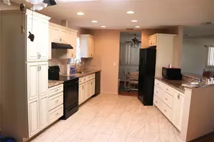 9050 SW 101st Pl, Ocala, FL 34481 - Photo 8