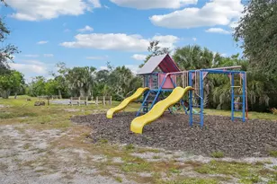 1146 Wyeth Dr, Nokomis, FL 34275 - Photo 48