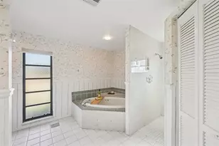 1146 Wyeth Dr, Nokomis, FL 34275 - Photo 18