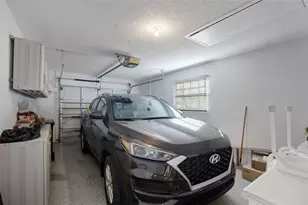 4217 Oakhurst Cir E, Sarasota, FL 34233 - Photo 22