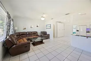 2811 17th Ave W, Bradenton, FL 34205 - Photo 10