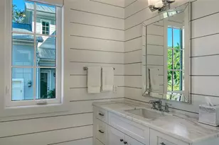 1516 Sandpiper Ln, Sarasota, FL 34239 - Photo 46