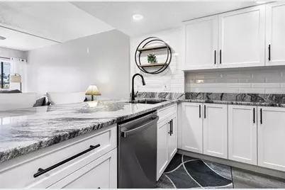 3170 Matecumbe Key Road #111, Punta Gorda, FL 33955 - Photo 4