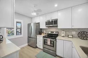 370 3 Lakes Ln, Venice, FL 34285 - Photo 6