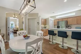 7810 33rd St E, Sarasota, FL 34243 - Photo 8