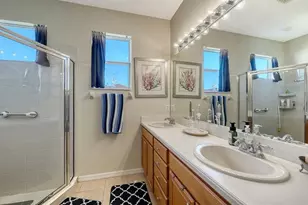 7810 33rd St E, Sarasota, FL 34243 - Photo 20