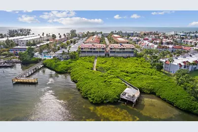 301 17th Street N, Bradenton Beach, FL 34217 - Photo 46