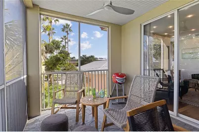 301 17th Street N, Bradenton Beach, FL 34217 - Photo 14