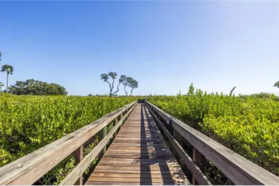 301 17th Street N, Bradenton Beach, FL 34217 - Photo 48