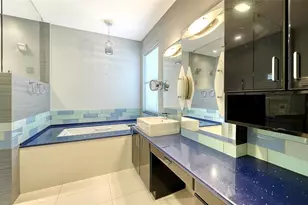 4160 MacKay Falls Terrace, Sarasota, FL 34243 - Photo 28