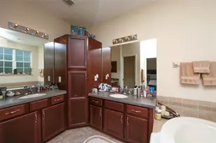 8114 Villa Grande Ct, Sarasota, FL 34243 - Photo 14