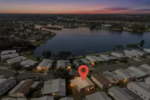 8416 Imperial Cir, Palmetto, FL 34221 - Photo 4