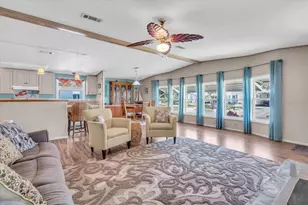 8416 Imperial Cir, Palmetto, FL 34221 - Photo 10