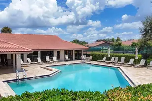 3861 Wilshire Cir W, Sarasota, FL 34238 - Photo 50