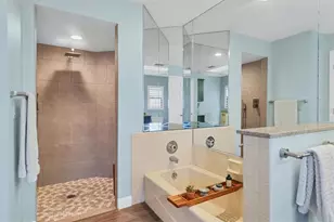3861 Wilshire Cir W, Sarasota, FL 34238 - Photo 26