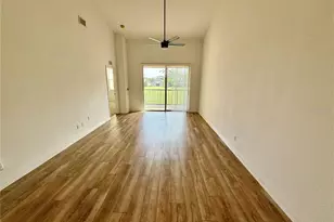 819 Fairwaycove Ln, Bradenton, FL 34212 - Photo 4