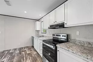 8426 Sweden Blvd, Punta Gorda, FL 33982 - Photo 10