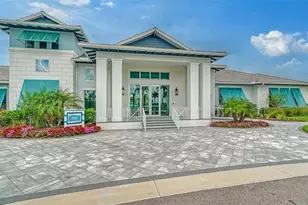 10016 Lake Wales Cir, Sarasota, FL 34241 - Photo 2