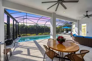 8020 Clearwater Ct, Sarasota, FL 34241 - Photo 2