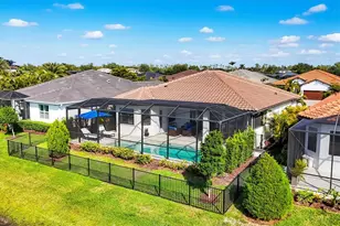 8020 Clearwater Ct, Sarasota, FL 34241 - Photo 30