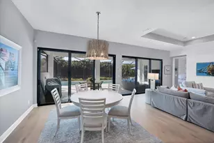 8020 Clearwater Ct, Sarasota, FL 34241 - Photo 12