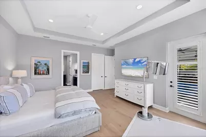 8020 Clearwater Court, Sarasota, FL 34241 - Photo 14