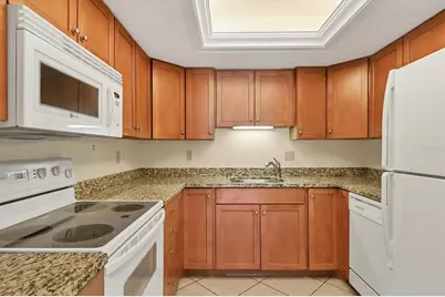 3629 Longmeadow #38, Sarasota, FL 34235 - Photo 12