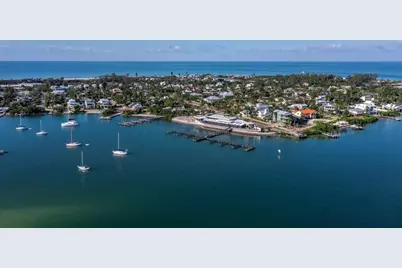 651 Broadway Street, Longboat Key, FL 34228 - Photo 54