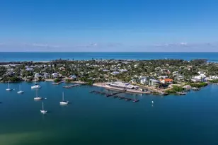 651 Broadway St, Longboat Key, FL 34228 - Photo 54