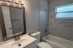 516 Briarwood Rd, Venice, FL 34293 - Photo 10