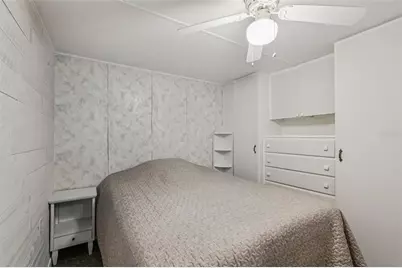 111 Lakeview Drive, Palmetto, FL 34221 - Photo 20